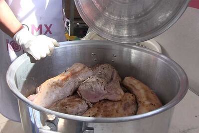 Así preparan la Cena de Navidad del Zócalo