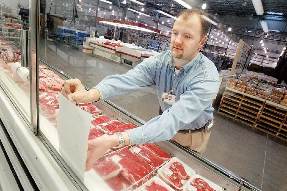 México sufrió daños por 713 mdd y Canadá 2.5 mil mdd por el etiquetado de EU a sus exportaciones de carne (ESPECIAL)