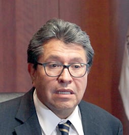 Monreal tendrá que decir no a AMLO