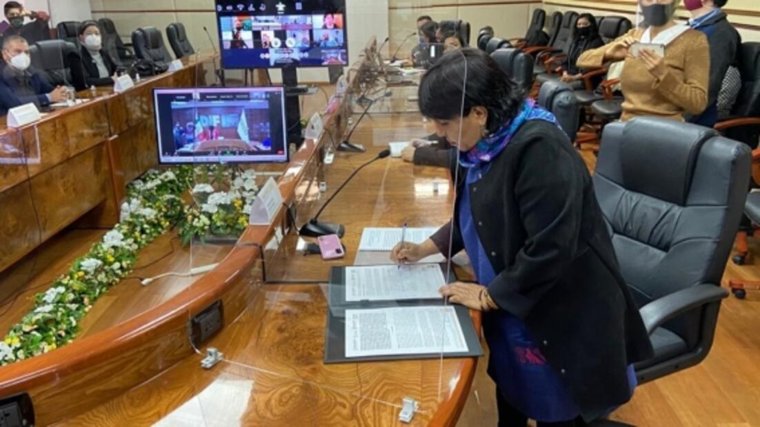 Darán becas a niños que quedaron huérfanos por el Covid-19