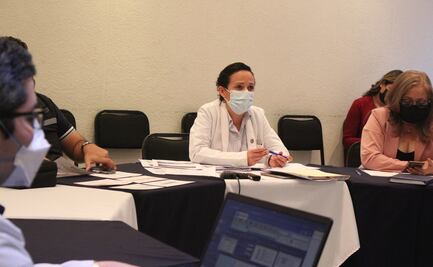 Baja California Sur avanza al semáforo verde; reducen aforos en bares y discotecas