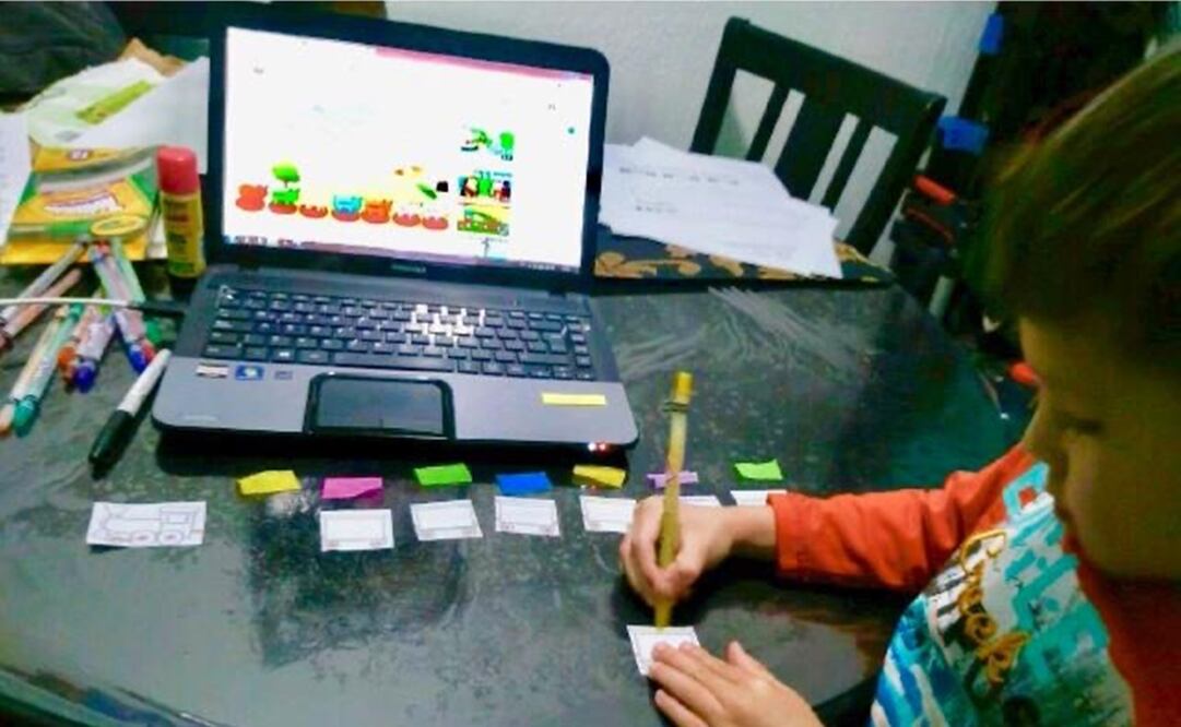 Las clases en línea se transmitirán por televisión y Facebook. Foto: SEC Sonora