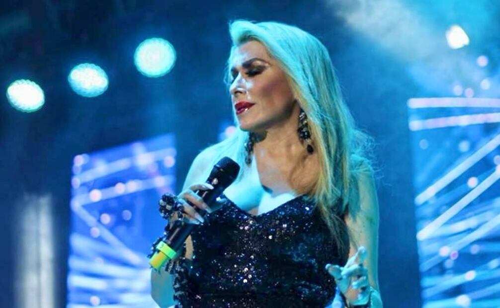 Dulce en una actuación en el Acapulco Pride Fest 2023. Foto: Vía Instagram de Dulce.