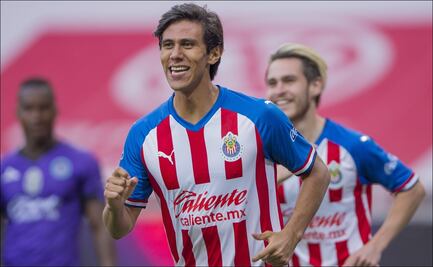 Chivas avanza en la Copa por México tras golear a Mazatlán FC