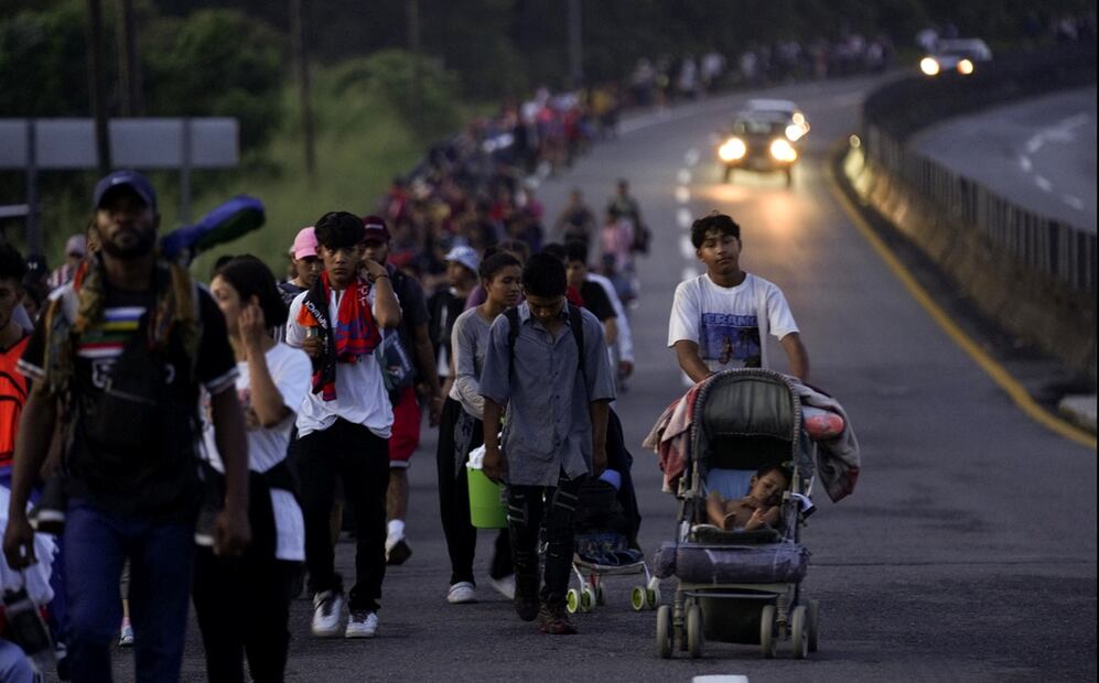 Jorge Mario Cabrera, director de Comunicación y Vocero de la Coalición por los Derechos de los Migrantes (CHIRLA), advirtió a EL UNIVERSAL del otro impacto que tendrá la declaración de emergencia y en general el anuncio de que habrá una deportación masiva, y que es justo el efecto que el nuevo gobierno de Trump busca crear. Foto: AP Archivo/EL UNIVERSAL