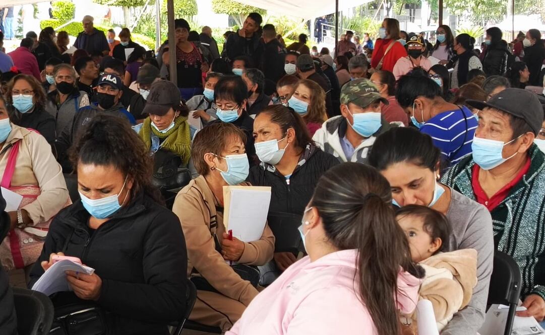 Ante el repunte de enfermedades respiratorias, los integrantes del Cabildo atizapense solicitaron se repartieran cubrebocas y se reactivara el uso de esta protección para evitar la propagación de cuadros gripales, tos, influenza y Covid. Foto: Especial.