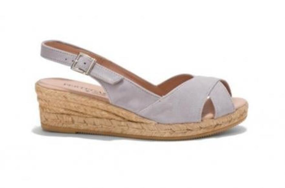 Bienvenidos los tacones bajitos: 6 pares que te encantarán