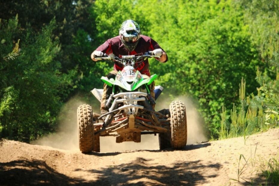 Manejar moto mejora salud y felicidad: estudio