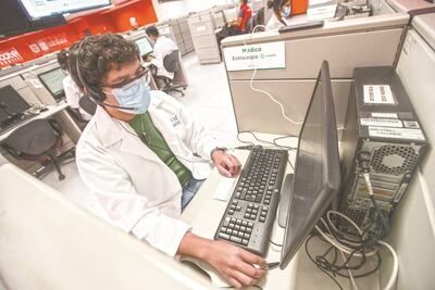 Los teléfonos no paran de sonar en Locatel para atender pacientes con Covid-19