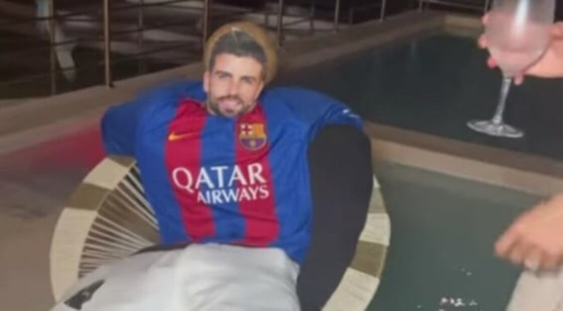 Shakira colocaría en su balcón la estatua de una bruja que mira hacia la casa de sus suegros