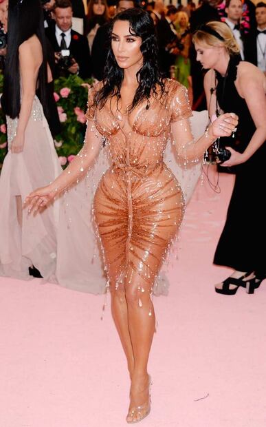 Todo los detalles de la MET Gala, desde la agenda de este año hasta sus vestidos más icónicos