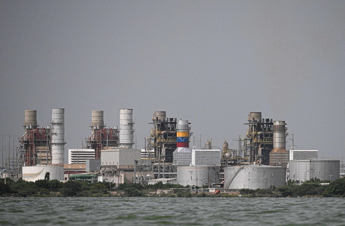 La semana pasada, el presidente Trump instó a las grandes petroleras a lanzarse al asalto de las vastas reservas del país sudamericano. Foto: AFP