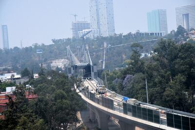 Construcción de Puente Atirantado del Tren Interurbano concluirá en mayo: SICT; obra se diseñó para proteger zona ecológica