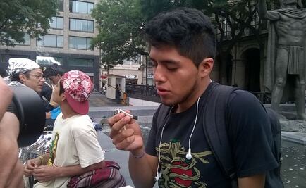 Fuman marihuana frente a la Corte