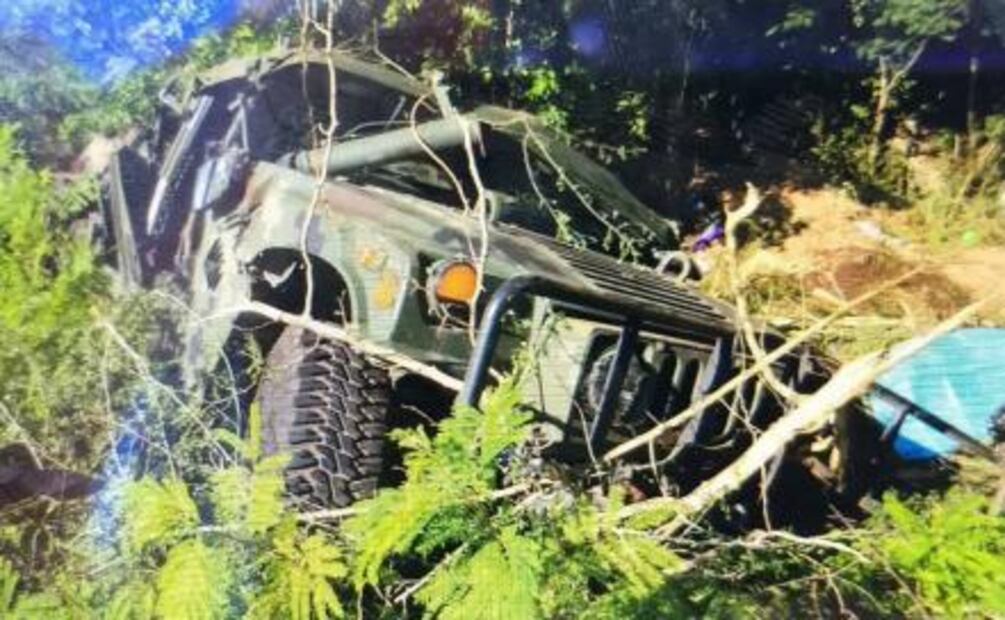 Mueren tres militares en accidente automovilístico en Yucatán