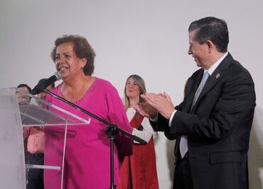 Entregan reconocimiento a trabajadores de alcaldía Coyoacán por sus años de servicio; les otorgan medalla e incentivo económico