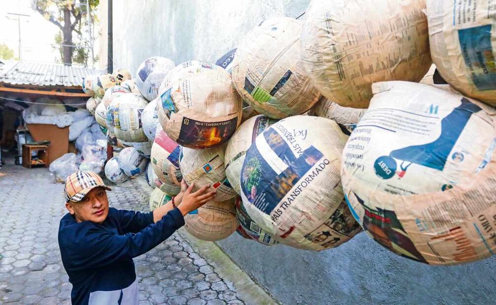 Paciencia y dedicación es lo básico para este oficio que requiere tiempo e imaginación. Foto: Axel Sánchez/ EL UNIVERSAL