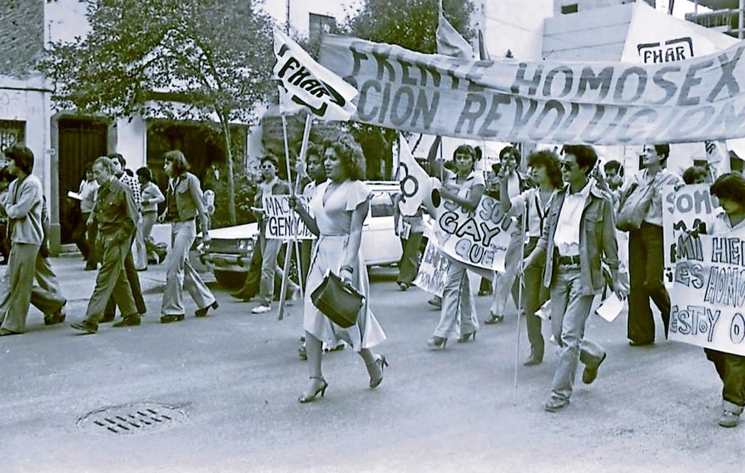Archivo de imagen inédito de la primera marcha de la diversidad, el 30 de junio de 1979.  Crédito de imagen: Jesús Hernández /Archivo El Universa