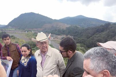 Exigen cancelar aeropuerto en Texcoco, sin hacer consulta