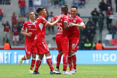 Toluca derrotó y goleó a Xolos