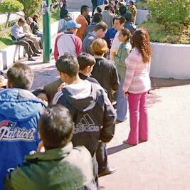 Promueve PVEM amparo contra trámite de placas