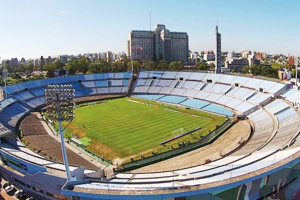 El estadio charrúa es catalogado por FIFA monumento histórico (ARCHIVO. EL UNIVERSAL)