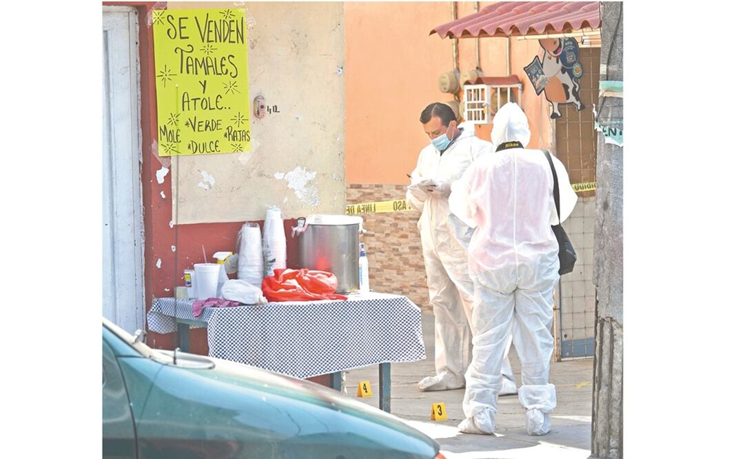 Una mujer que vendía tamales fue ejecutada en Iztacalco. Foto: Hugo García. EL UNIVERSAL
