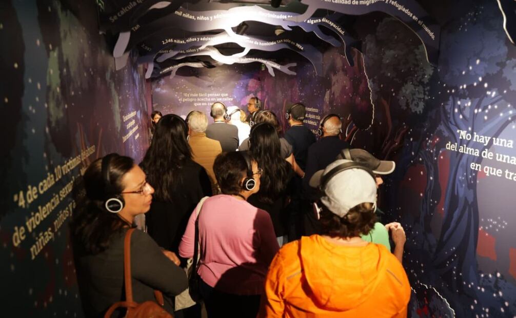 En la sala 2, "factores de riesgo", se exponen las circunstancias que pueden llevar a los menores a sufrir abuso.  |  Foto: Carlos Odín.