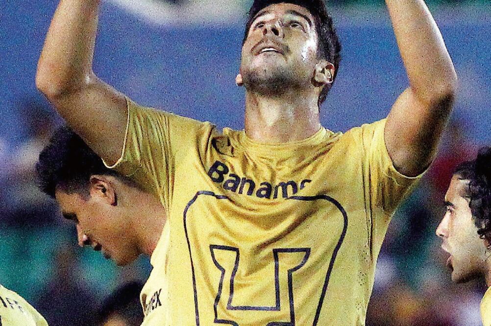 Eduardo Herrera hace poco hizo el gol 3 mil en la historia de Pumas (JACOB GARCÍA. JAM MEDIA)