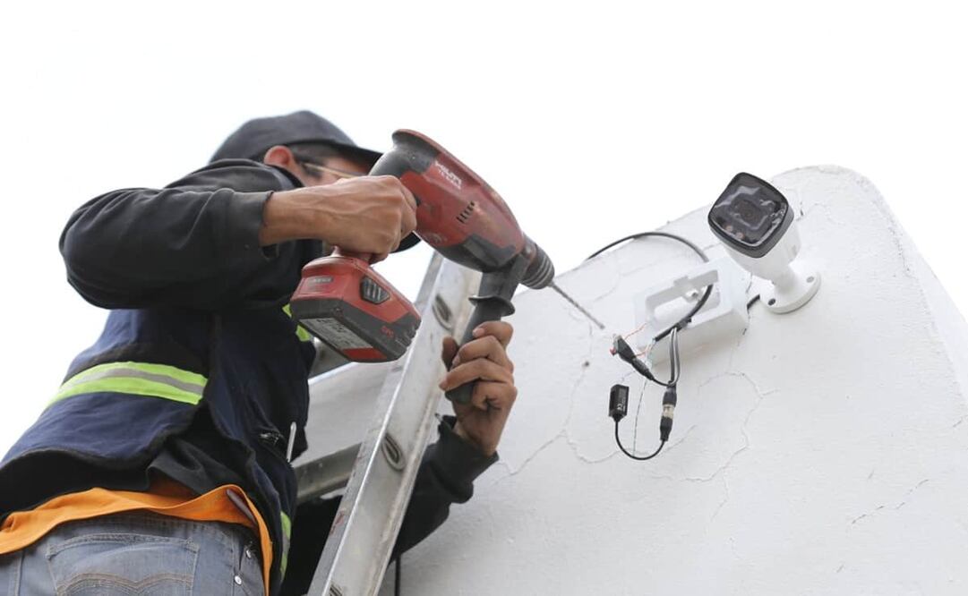 La instalación de las cámaras y luminarias fue a petición de los estudiantes. Foto: Especial
