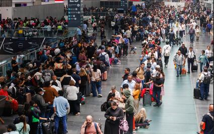 AICM solicita a usuarios mantenerse alerta y en comunicación con aerolíneas para conocer el estatus de vuelos cancelados o demorados por lluvias