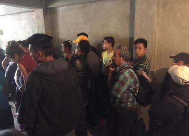 Rescatan a 53 migrantes centroamericanos en Monterrey