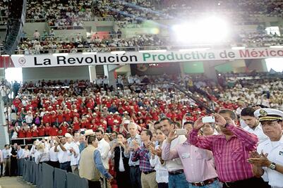 Abren paso a Cota para candidatura en Nayarit