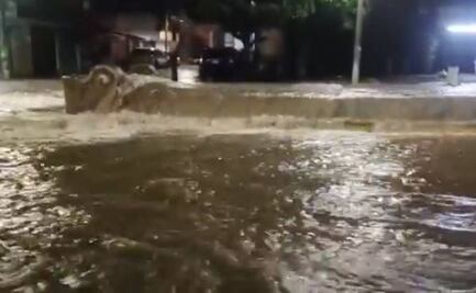 También en Querétaro desalojan colonias aledañas al Río San Juan