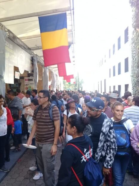 Chelas, inseguridad e intolerancia entran a Los Pinos