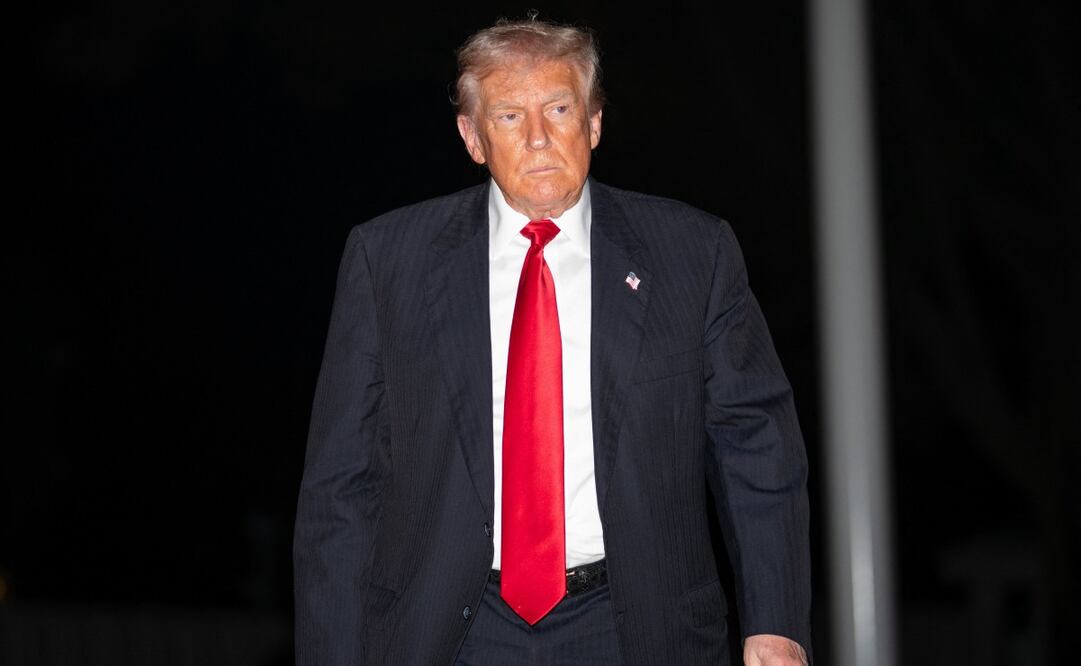 El documental presenta una teoría conspirativa sobre por qué Donald Trump podría ser quien revela al mundo la existencia de extraterrestres. Foto: AFP