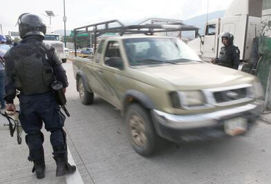 Comando irrumpe 2 veces en la misma casa y mata a 2