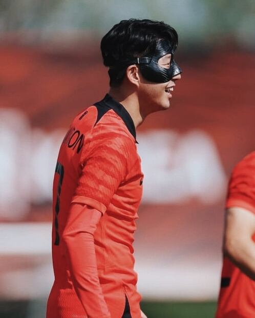 Esta es la razón por la que Son Heung-min utiliza una máscara negra para jugar
