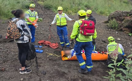 Cae hombre al cráter del Xitle; SSC y ERUM realizan operativo de rescate en Tlalpan