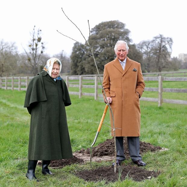 Isable II y Carlos III. Fuente: Instagram @theroyalpages