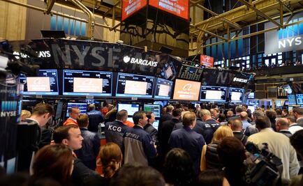 Wall Street abre con caída tras devaluación de moneda china