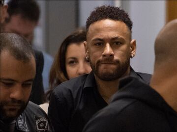 Filtran nueva conversación entre Neymar y la modelo brasileña