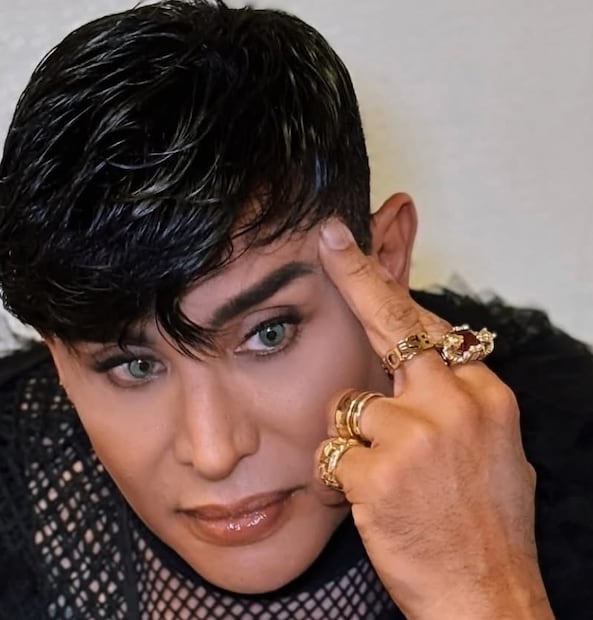 El cantante Eduardo Antonio confesó que siempre quiso ser un “mulato de ojos verdes”.