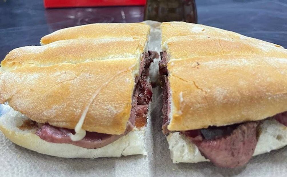 Lugares para comer tacos y tortas de lengua. Foto: Alejandra Galindo