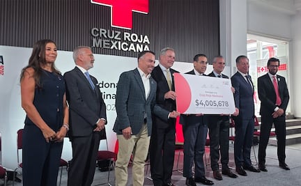 Banco Azteca entrega más de 4 millones de pesos a Cruz Roja Mexicana para contribuir al fortalecimiento de la organización humanitaria