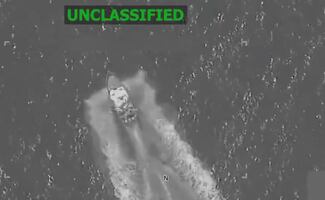 EU ataca tres embarcaciones ligadas al narcotráfico; reporta ocho "narcoterroristas" muertos