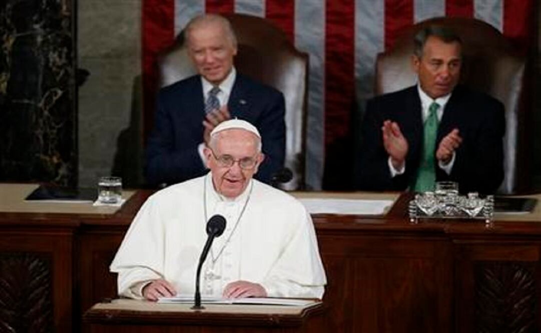 Pope Francis addresses a joint meeting of Congress on Capitol Hill in Washington, Thursday, Sept. 24, 2015, making history as the first pontiff to do so. (Photo: AP) 