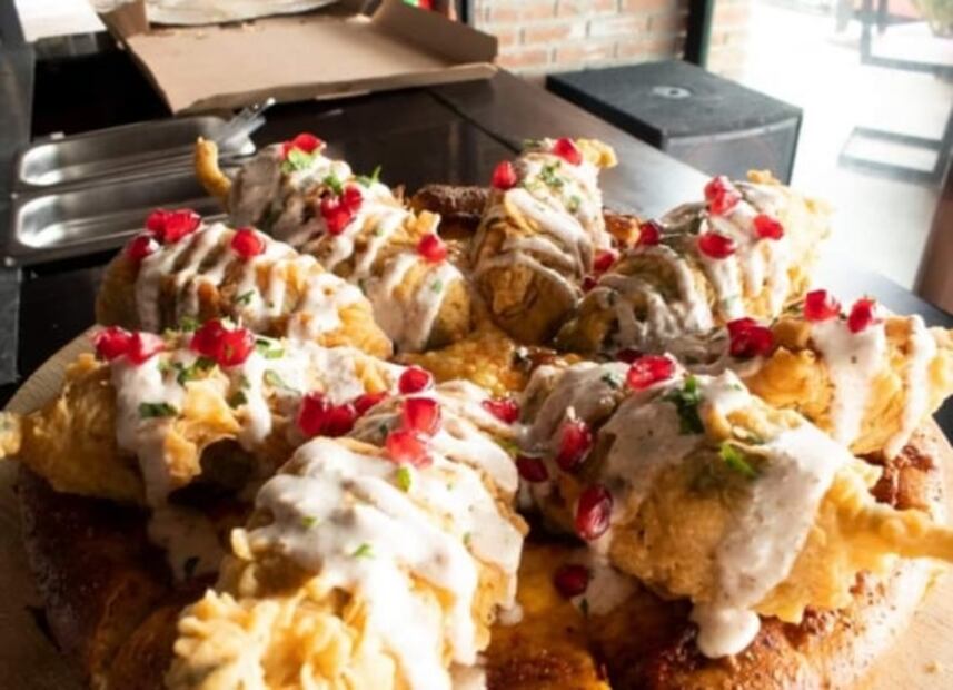 Ingenio mexicano, siete maneras distintas de comer un chile en nogada