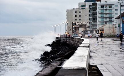 "Katia" causa afectaciones en 8 municipios de Veracruz; tocará tierra el viernes