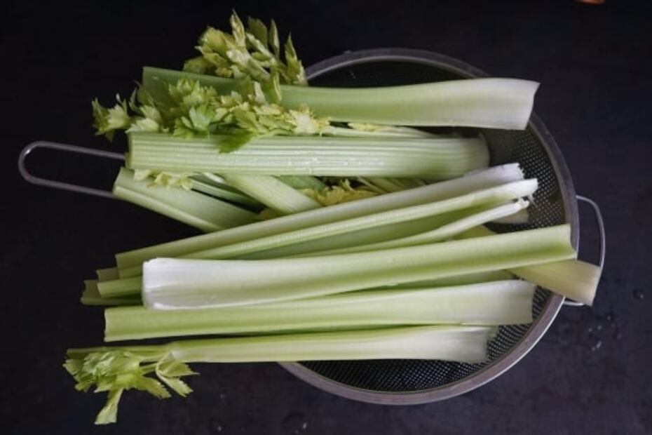 ¿Qué pasa si tomas jugo de apio con limón todos los días?